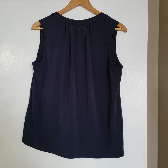 H&M Top - Picture 2 of 7